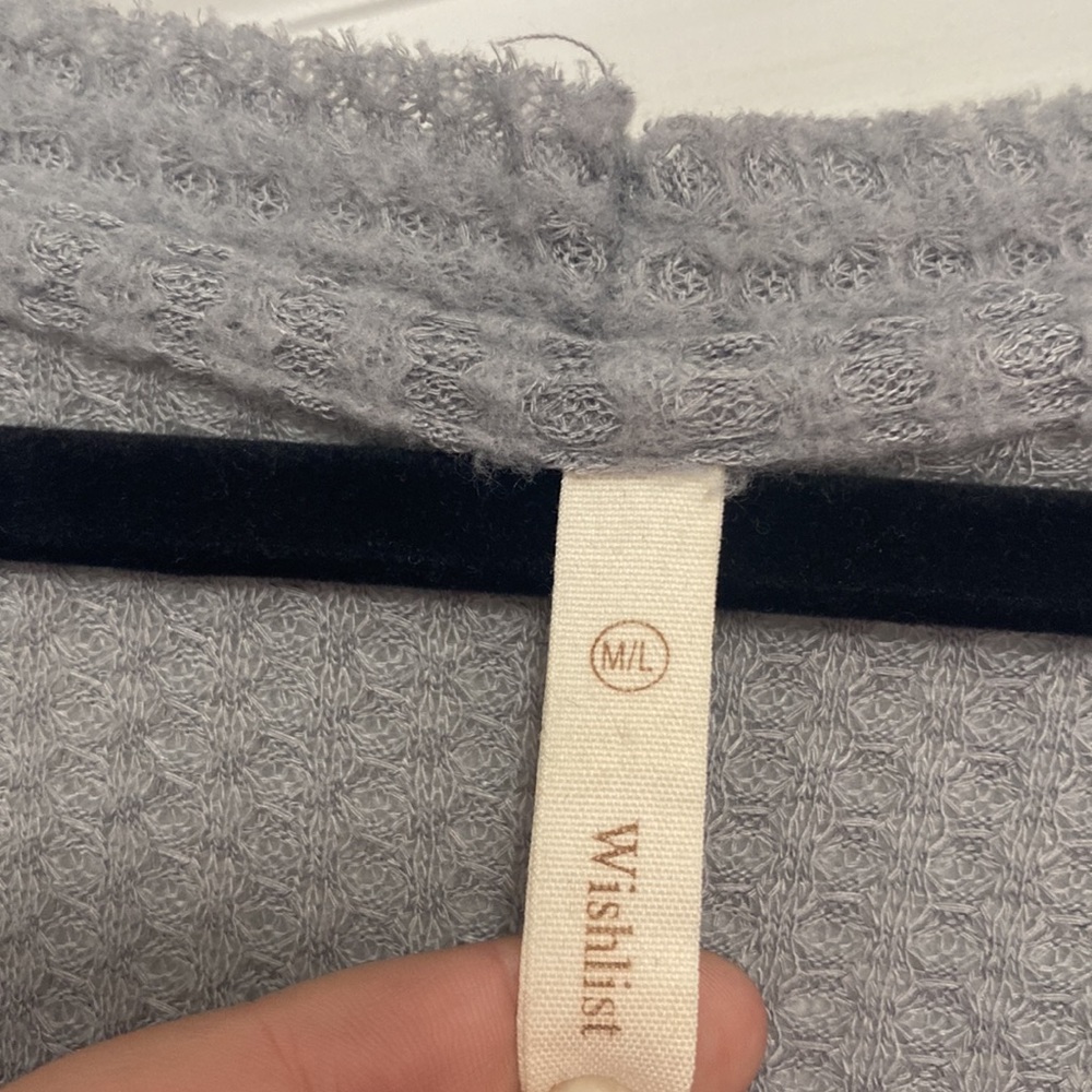 Sweater - Picture 2 of 2